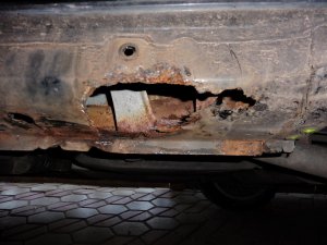 Celi_Schweller_links3.JPG Celi_Schweller_links3.JPG