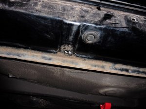 Celi_Schweller_links4.JPG Celi_Schweller_links4.JPG