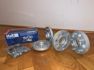 e8a61a0e-7054-43f3-bb0b-81cb2bcbd627.jpg