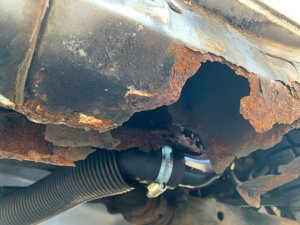 schweller.jpg schweller.jpg